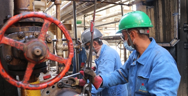 از ابتدای سال تا کنون ۱۲ واحد عملیاتی پالایشگاه اصفهان تعمیرات اساسی شده اند