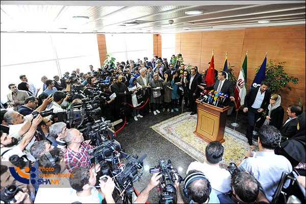 قرارداد توتال با ایران رسانه‌های جمعی جهان را خیره کرد