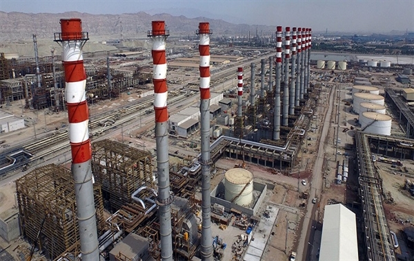 از ابتدای سال ۹۷ تاکنون تولید بنزین ایران ۵۰ درصد افزایش یافت
